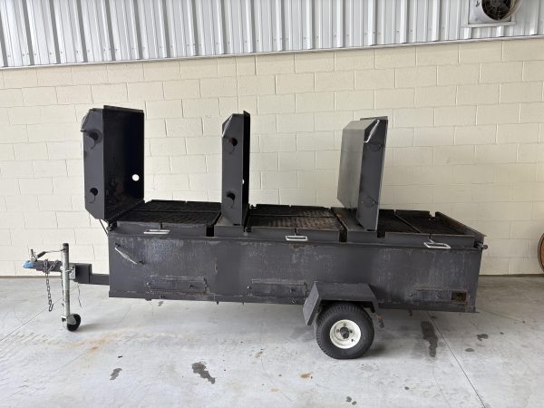 GRILL CHARCOAL CHICKEN  LG.TOWED